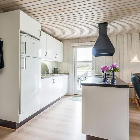 Henne Cxxv Otel 4*
